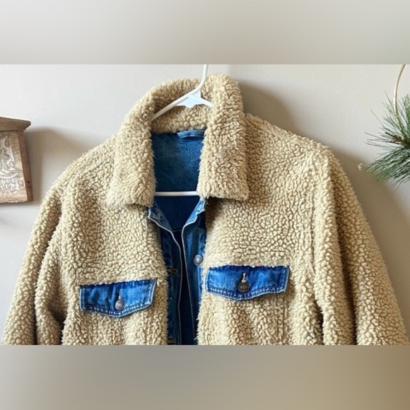 🐑👖Reversible Denim/Sherpa Jacket - Picture 3 of 3